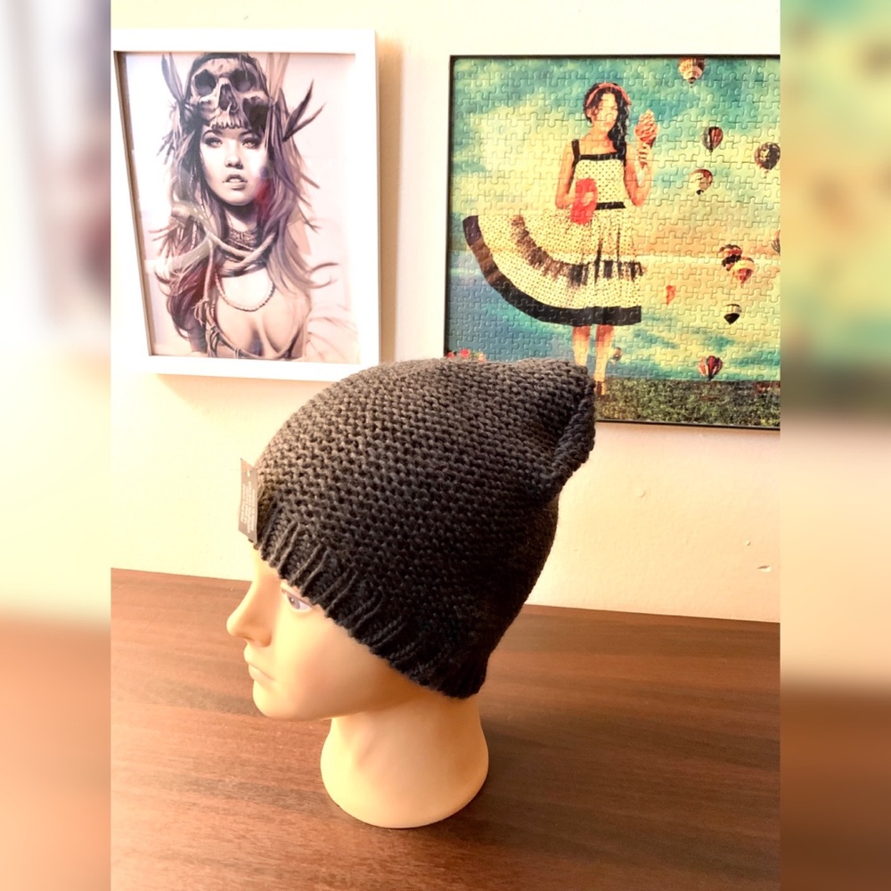 Black Perfect Fitting/Breathable Winter Beanie 🖤